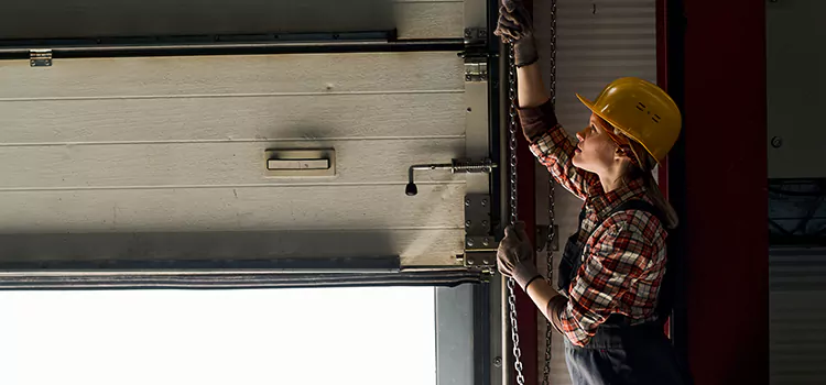 Addressing Common Garage Door Stoppage Issues in Holt, MI