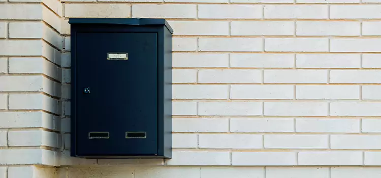 Mailbox Lock Repair Holt