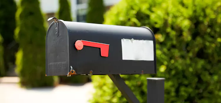 Secure Mailboxes for Packages Holt