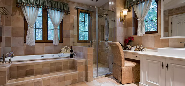 Universal Remodeling Holt